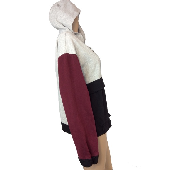 Color blocked lace up hoodie - Picture 2 of 5